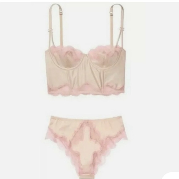 NWT Victoria’s Secret dream angels set. - Picture 3 of 10